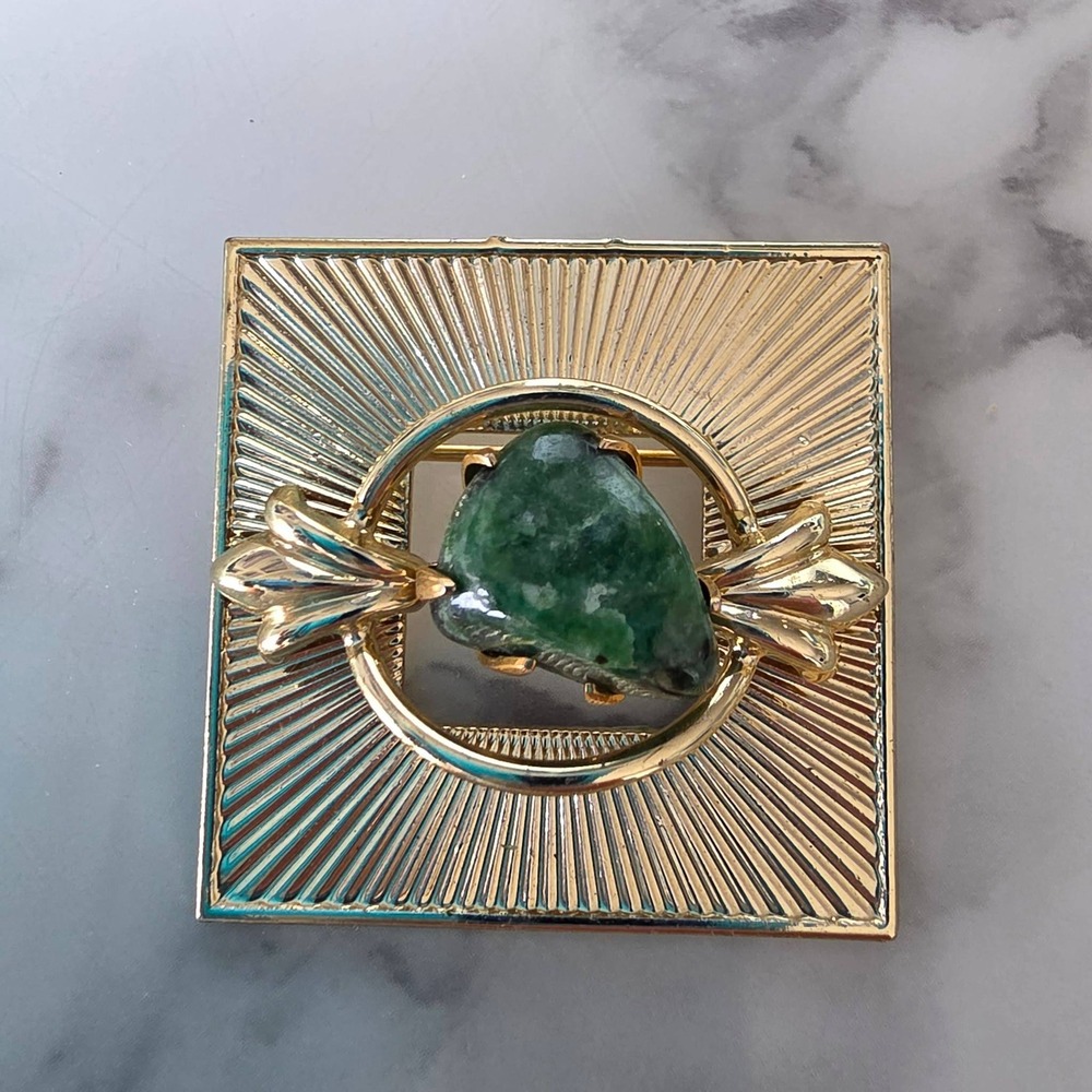 Vintage Gold Tone Sunburst Square Brooch Green Jadeite Stone Mid Century Modern